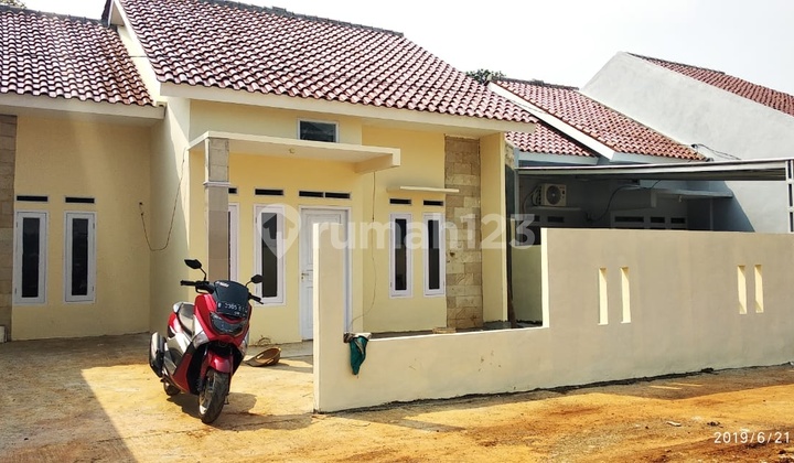 Rumah Cantik Asri dan Minimalis sudah memakai 9 titik cakar ayam
