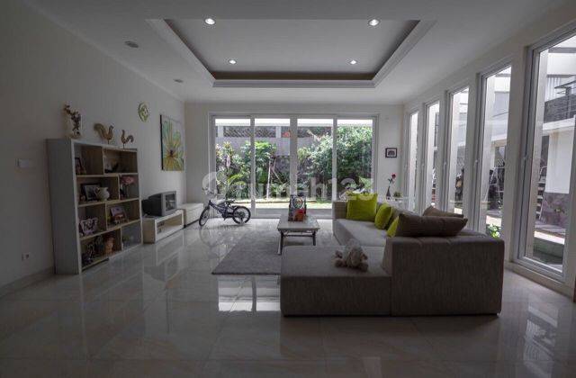 Rumah lux cantik di setramurni 1