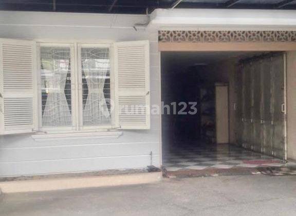 Akses Dekat Ke Daerah Kebayoran, Ke  Mall Dan Toll, Rumah Asri Bagus, Siap Huni 2