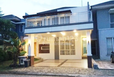 HOUSE IN BSD DE PARK CAJUPUTI
