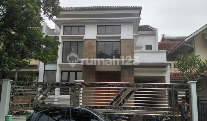 RUMAH CANTIK DI TAMAN GIRI LOKA 2 BSD RENOV