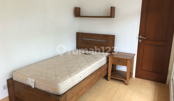 RUMAH CANTIK DI BSD GIRI LOKA 2 2