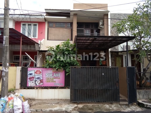 Beautiful House in BSD BU Beautiful House in BSD BU