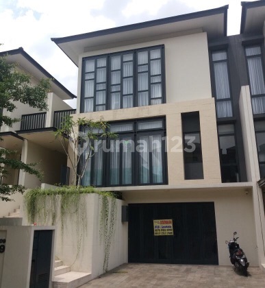 RUMAH CANTIK PREMIUM CLUSTER BSD CITY