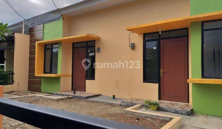 Rumah mungil 2 jadi 1 baru di renov di kawasan banyak fasilitas harga terjangkau 1