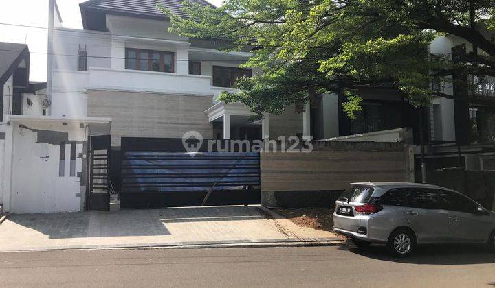 Rumah Mewah Lokasi Elite Sangat Strategis Dekat Ke Pintu Tol 1