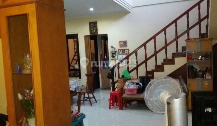 Rumah Cantik Lokasi Strategis 1