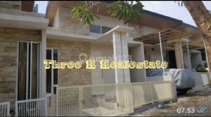 Rumah minimalis modern, harga ekonomis lokasi strategis di tengah kota 1