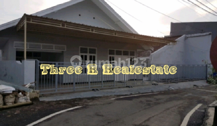 Rumah kost super besar harga kecil mungil bagus untuk investasi Rumah kost super besar harga kecil mungil bagus untuk investasi