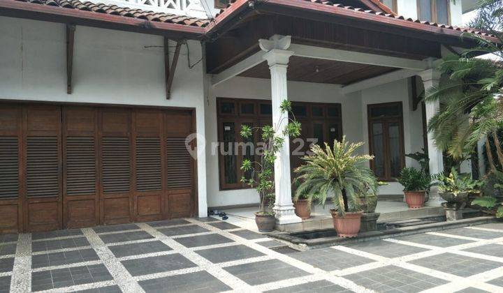 Rumah 2 Lantai Jl H Syahrin Gandaria Utara Kebayoran Baru lT.738m  Lok Strategis Hit Tanah Muraahh 2