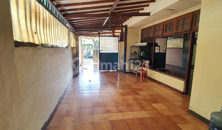 Rumah Lama Hitung Tanah Posisi Hoek,Jakarta Selatan 2
