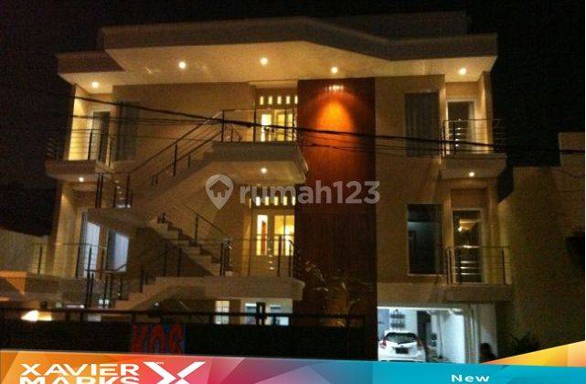 390B.Rumah KOS ELITE di DUKUH KUPANG - SURABAYA BARAT - STRATEGIS, LUX, PRIVATE BALCONY &amp; Bisa Hasilkan DUIT GEDHE (PASIF INCOME) Buat Anda : (FS)-(Grade : A+) 1