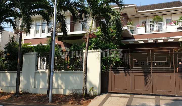 Rumah Mewah Bagus di Bintaro Utama Sektor 7 Rumah Mewah Bagus di Bintaro Utama Sektor 7