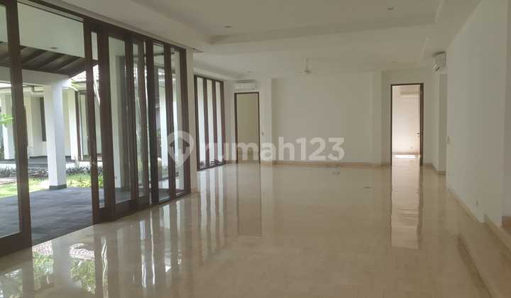 Modern House - Cipete