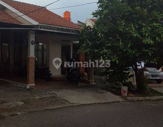 Rumah nyaman Asri Perumahan Green Land Forest Bojongsari Depok 2