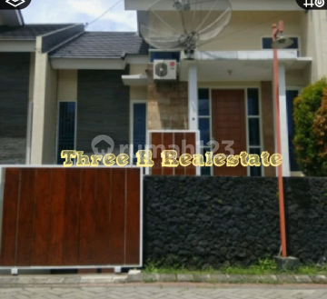 Rumah baru di tengah kota sangat strategis dekat segala penjuru | Rumah baru di tengah kota sangat strategis dekat segala penjuru |