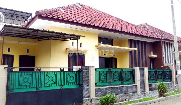 Rumah Minimalis Kondisi Bagus Graha Gardenia Saptoraya Pakis Malang 1