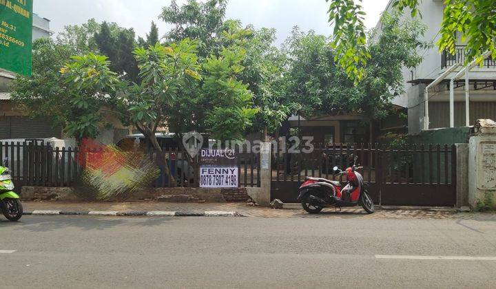 rumah tua layak pake, kayu manis , utan kayu lokasi terstrategis 1