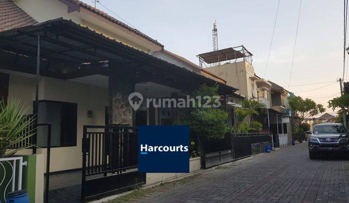 Rumah asri dan nyaman di Gentan Solo 1