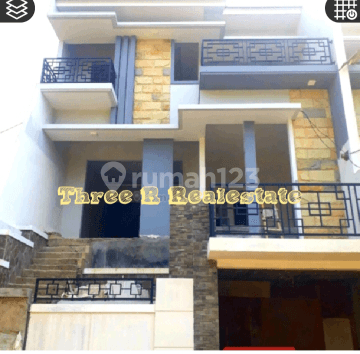 Rumah baru 3 lantai minimalis modern design elegant | 1