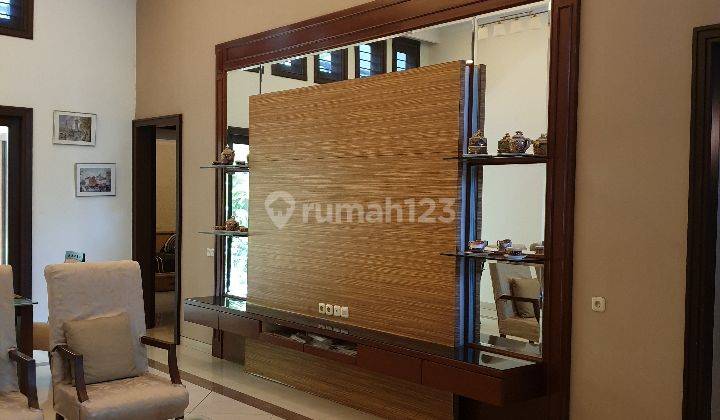 Rumah Modern Furnished Siap Huni Taman Kebon Jeruk Intercon Jakarta Barat 2