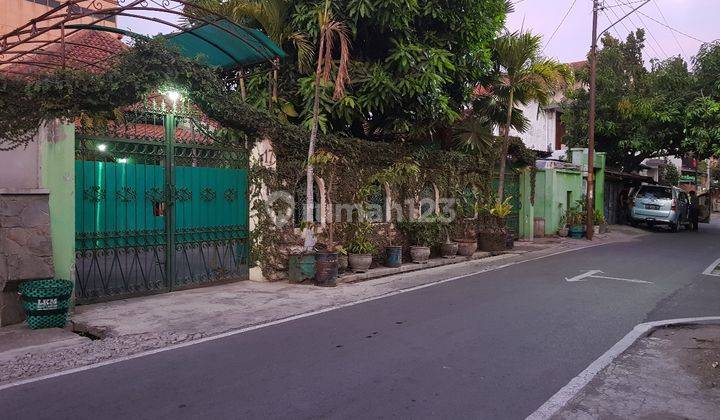 Rumah Asri Tengah Kota Di Penumping Solo 2