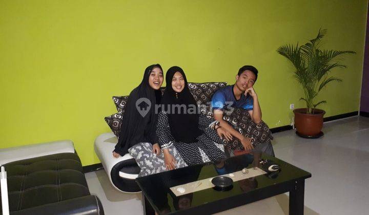 Rumah 2 Lantai di Jln Dr Wahidin Perum Green Garden Kebomas Gresik 2