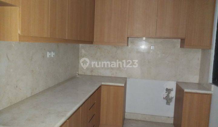 Rumah mewah 2lantai siap huni dikemang harga menarik 2