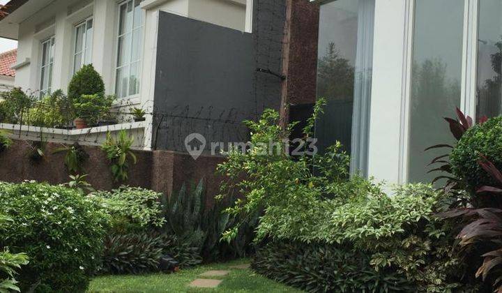 Beautiful House 2 Floors With Pool In Pondok Indah 1