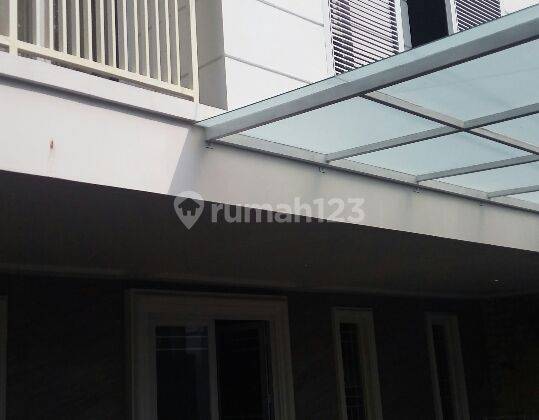 Rumah Kantor 3 Lantai Area Senopati 2