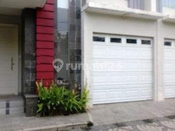 Senayan Golf Residence East Point, Strategis dan Menguntungkan. Hub: 08131838xxxx.. 2