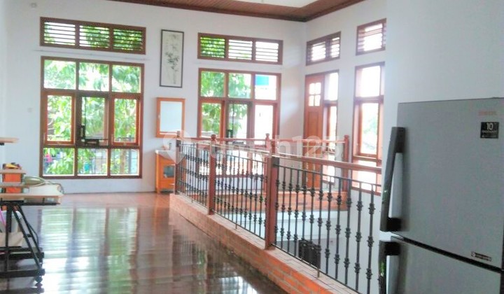 Cantik, Luas dan Besar, di Sektor 5 Bintaro Jaya, Cocok untuk Hunian 2