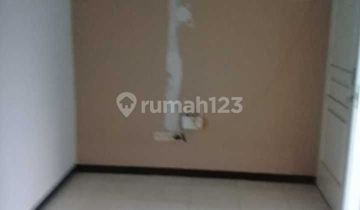 Rumah 2 Lantai di Perum Bunder Regency Kebomas Gresik 2