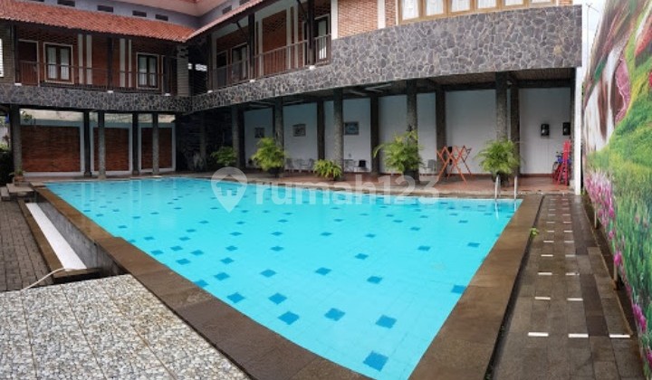 rumah mewah dalam komp.halaman luas.private pool di sawangan rumah mewah dalam komp.halaman luas.private pool di sawangan
