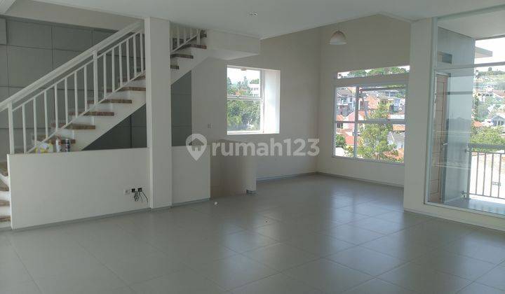 Rumah Baru dan Siap Huni Desain Urban Minimalis di Dalam Komplek Daerah Cigadung Dago 2