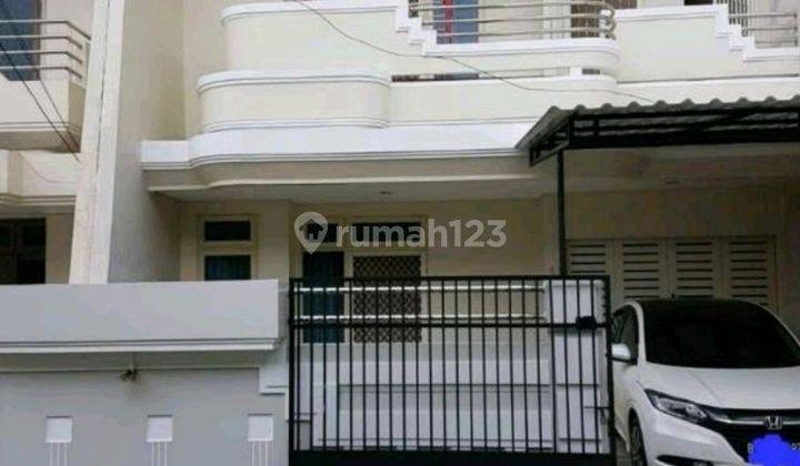 Rumah Siap Huni di Green Garden Jakarta Barat  1