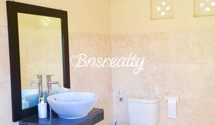 Villa Lokasi Kayu Tulang Canggu Villa Lokasi Kayu Tulang Canggu