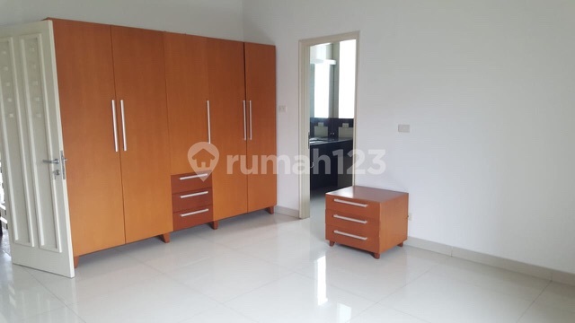 Rumah Bagus Di Pondok Indah 2