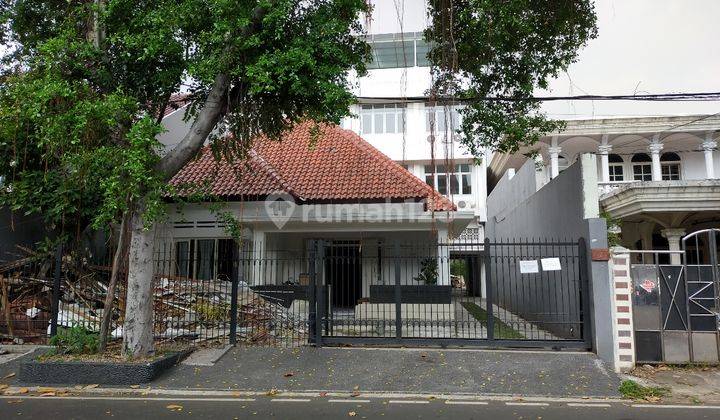 Rumah Tua Di Jl Persatuan Guru Gambir Jakarta Pusat SHM Murah 1