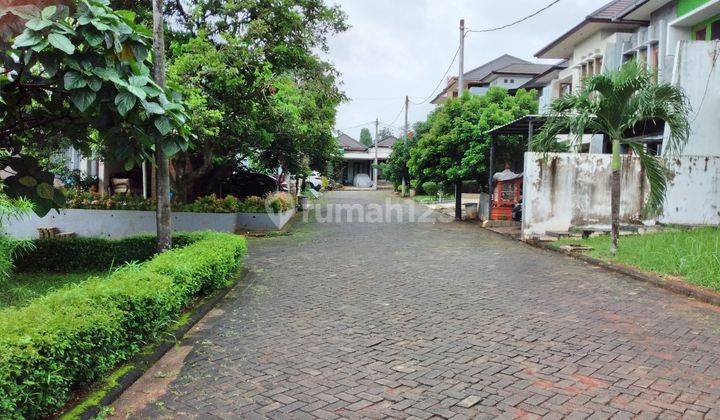 Rumah sudut 2 lantai dalam perumahan 2