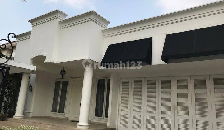 Rumah di Menteng For lease Menteng lux and serene 1