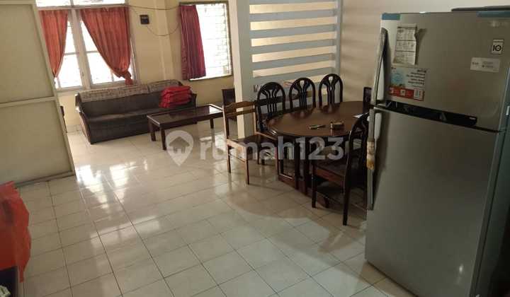 Rumah hitung tanah murah di Jakarta Barat 1