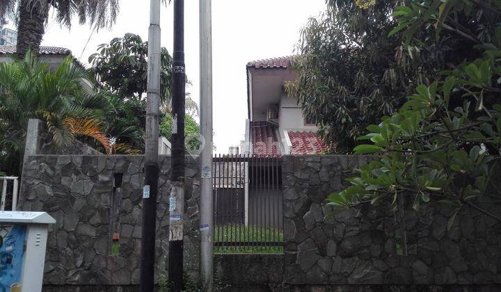 Rumah Siap Huni, Halaman Luas dan Hunian Asri @Bintaro 2