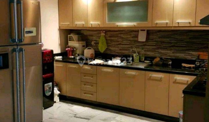 Rumah Modern Siap Huni di Green Garden Jakarta Barat  2