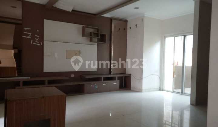 Rumah Akasia Golf PIK Rumah Akasia Golf PIK