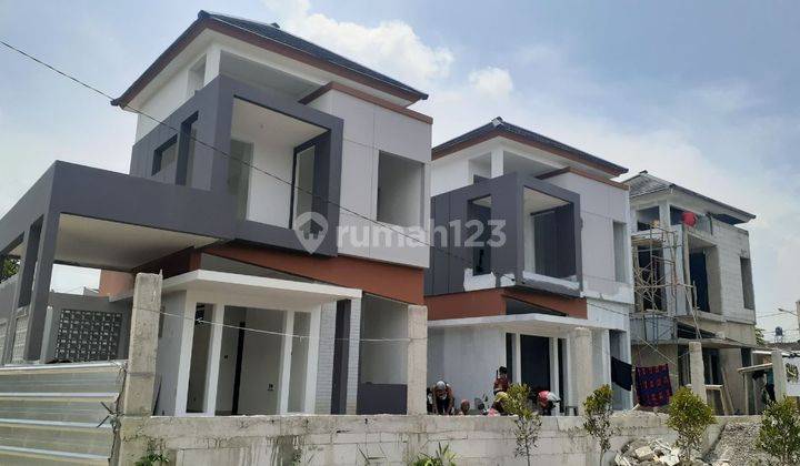 700jtan 2 Lantai Rumah Cluster 3 menit Griya Arcamanik Kota Bandung akses antapani 1