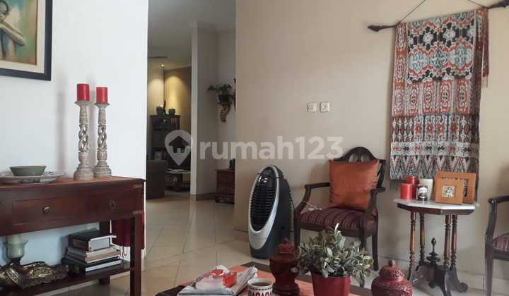 rumah Apik di sektor 9 rumah Apik di sektor 9