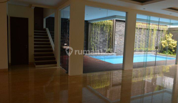 Rumah Siap Huni Strategis area Kemang 2