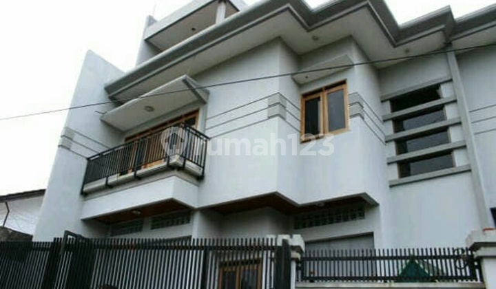 Rumah Bagus taman kopo indah 3 2