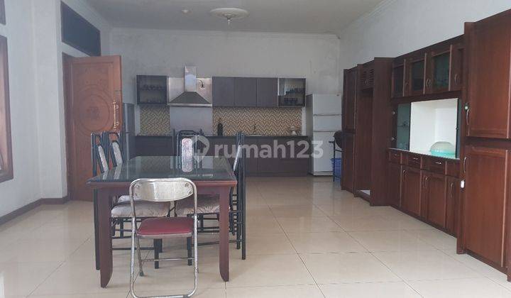 Rumah Megah di Jalan Utama Dago Asri 2